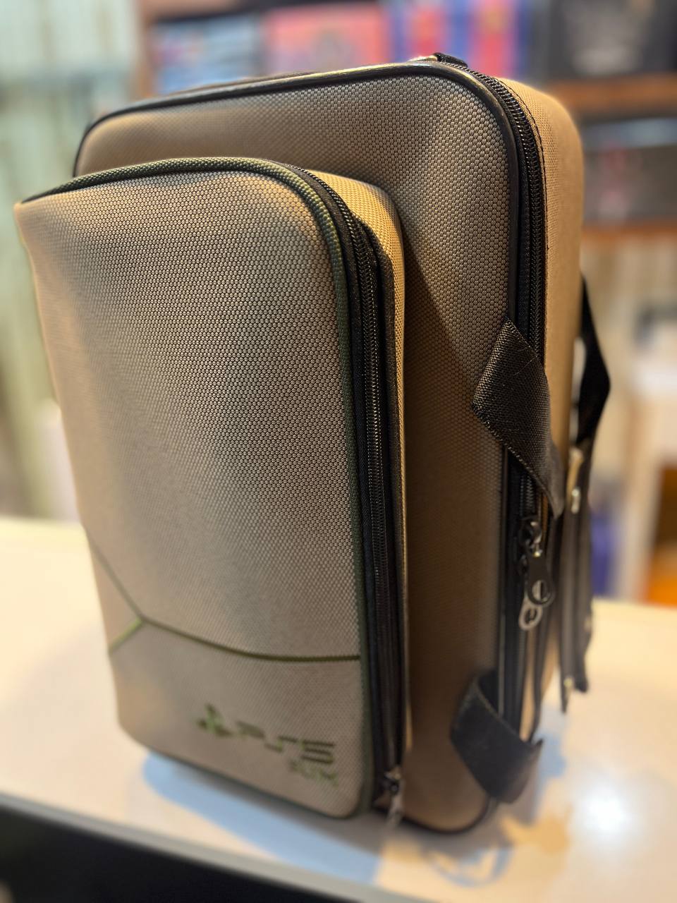 کیف برزنتی دستی ضد ضربه PS5-Slim
